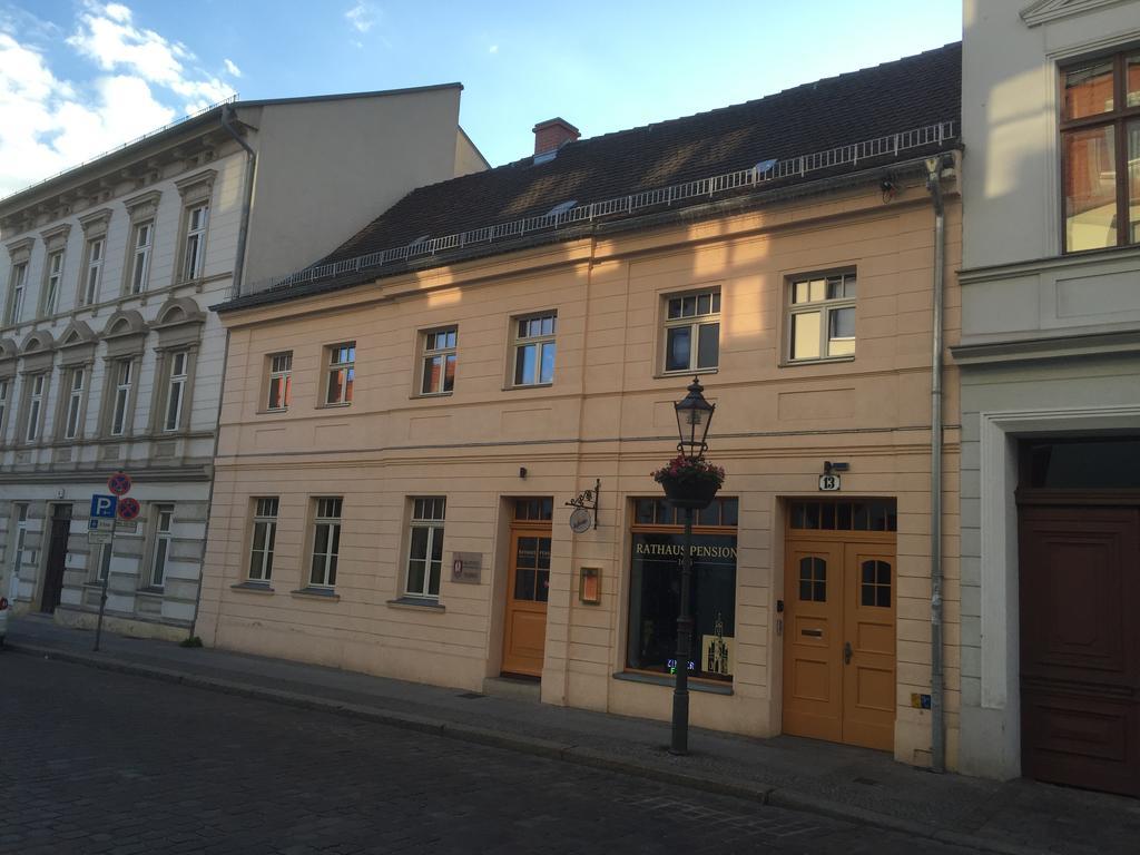Rathaus-Pension 1685 勃兰登堡 外观 照片